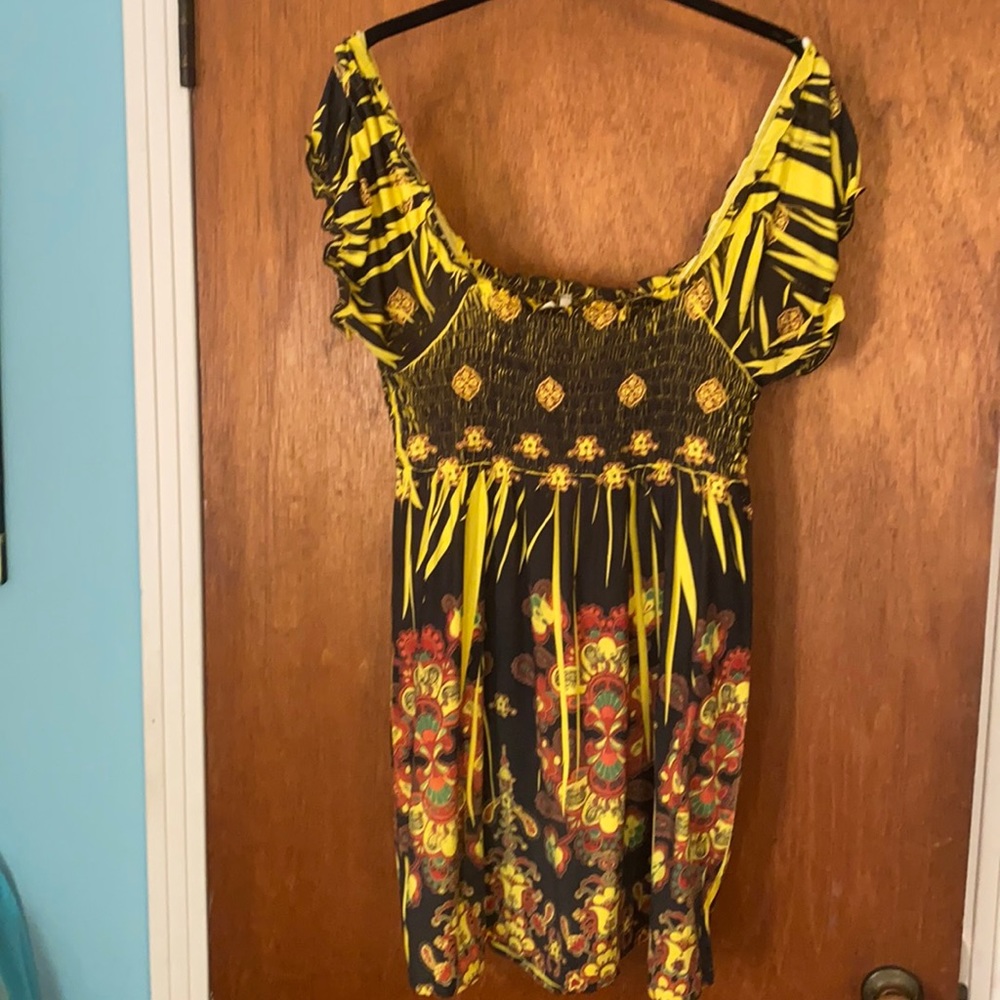 Multicolored top
